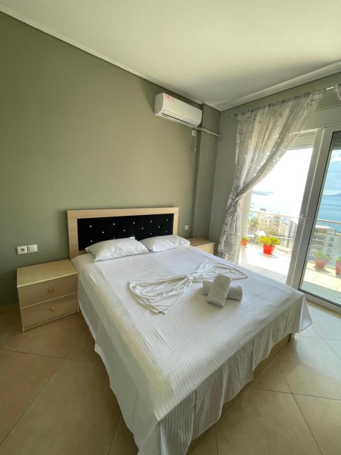 Seaview Apartament *